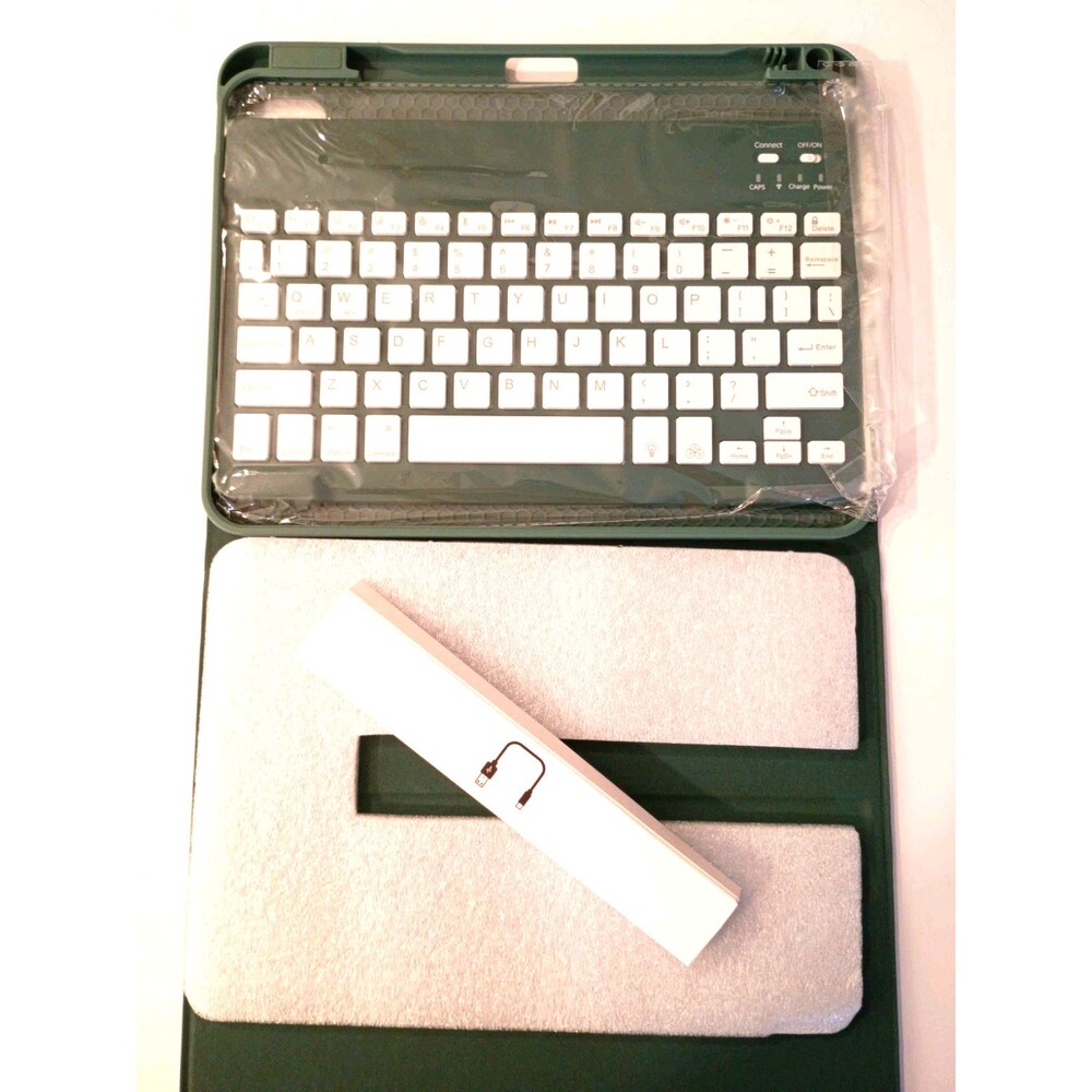 Wireless Keyboard Portable Detachable  Magnetic Case Cable new in box no manual